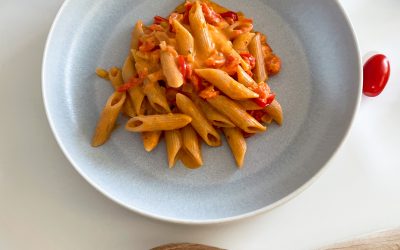 Tomaten Frischkäse Sauce mit Nudeln