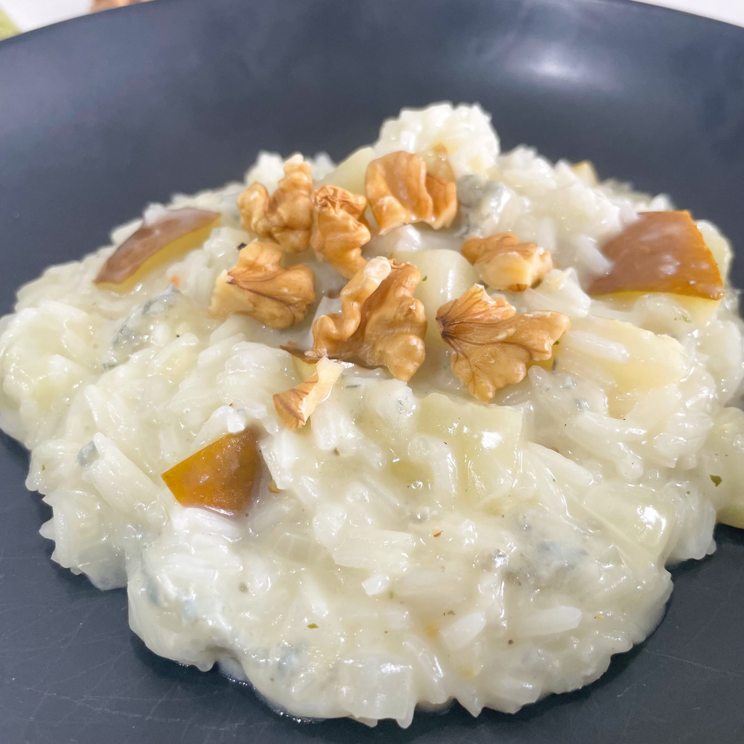 Risotto mit Gorgonzola, Birne und Walnüssen