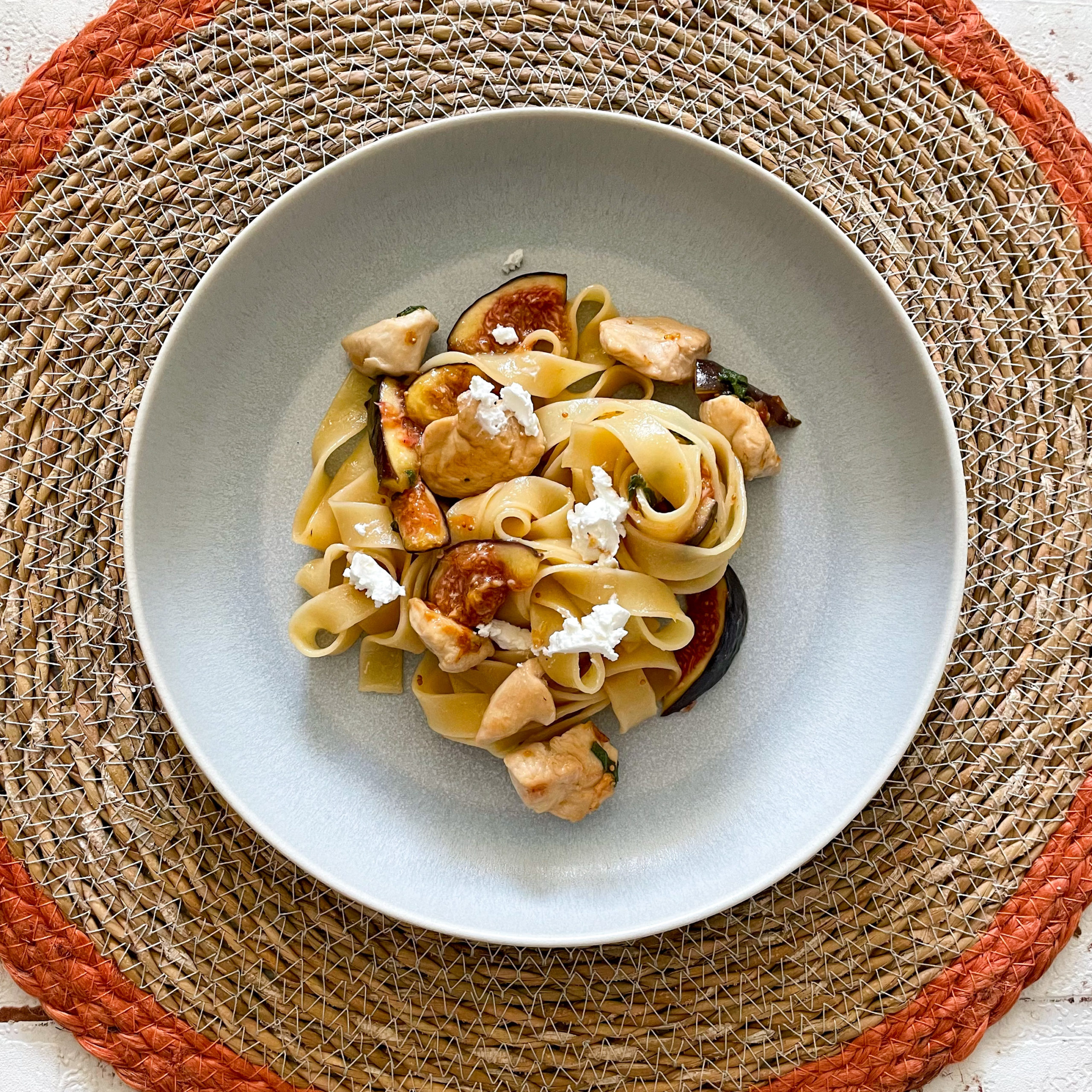 Pasta mit Feigen und Ziegenkäse - Paradieskueche