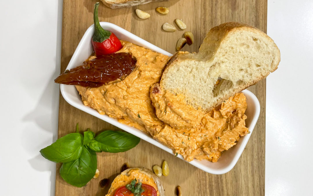 Tomaten Feta Dip mit Chili – wie beim Griechen